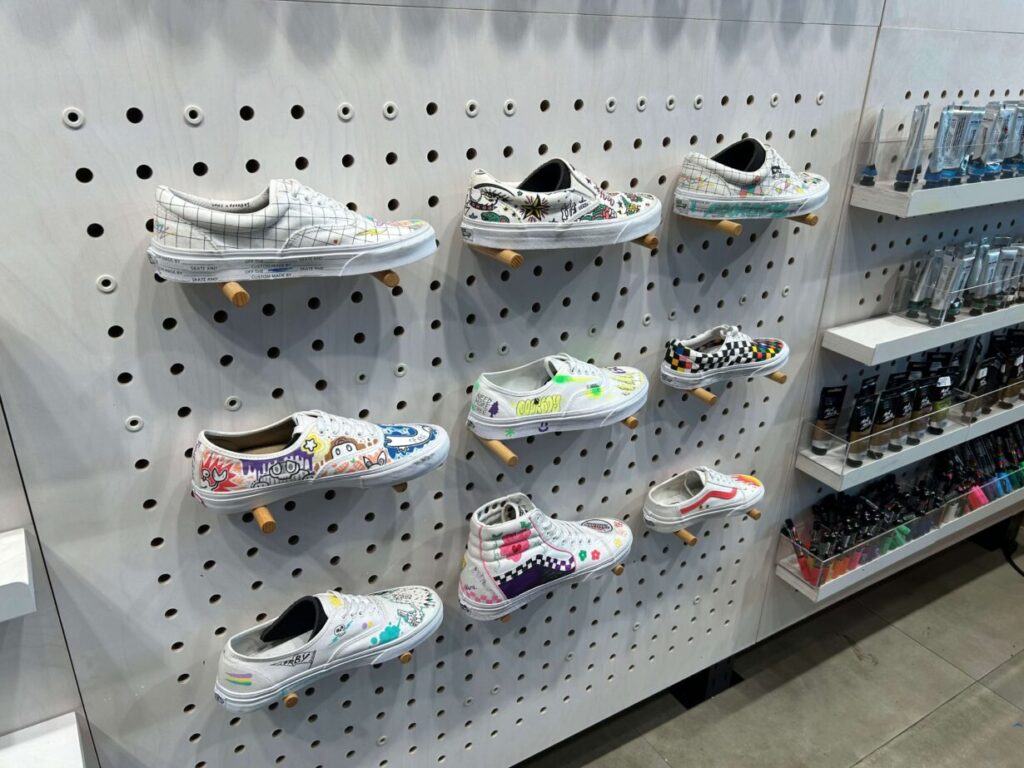 バンコクのVANS DIY