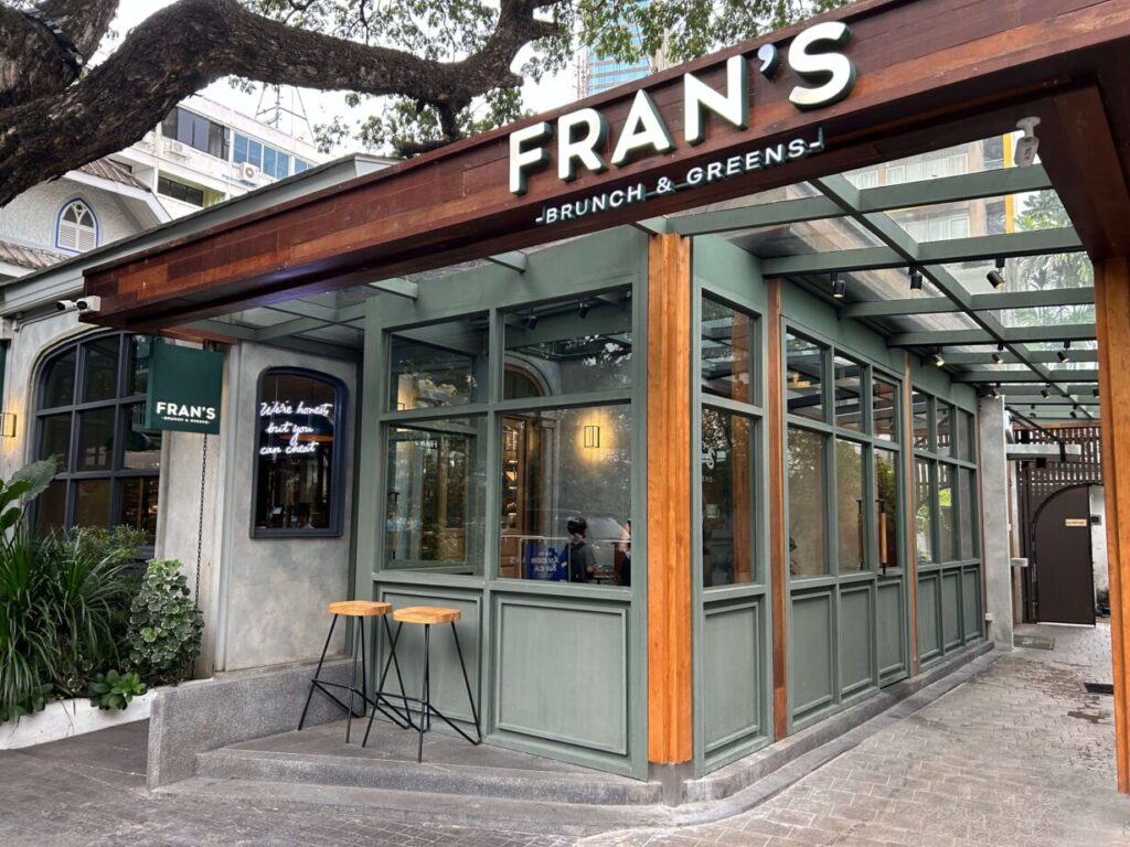 バンコクの人気店Fran's
