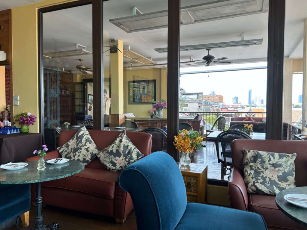 The DECKの店内