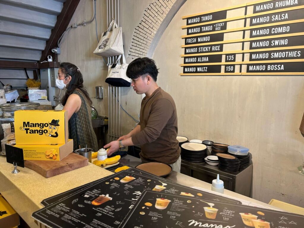 マンゴータンゴーの店内